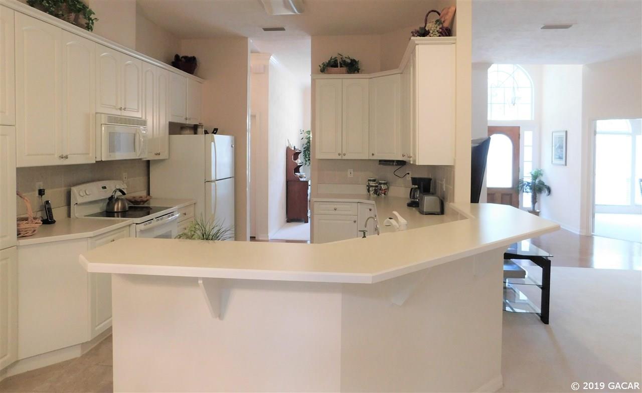 8014 Southwest 16 Place Gainesville, FL 32607 - Photo 6 of 17 Gallery Image 6