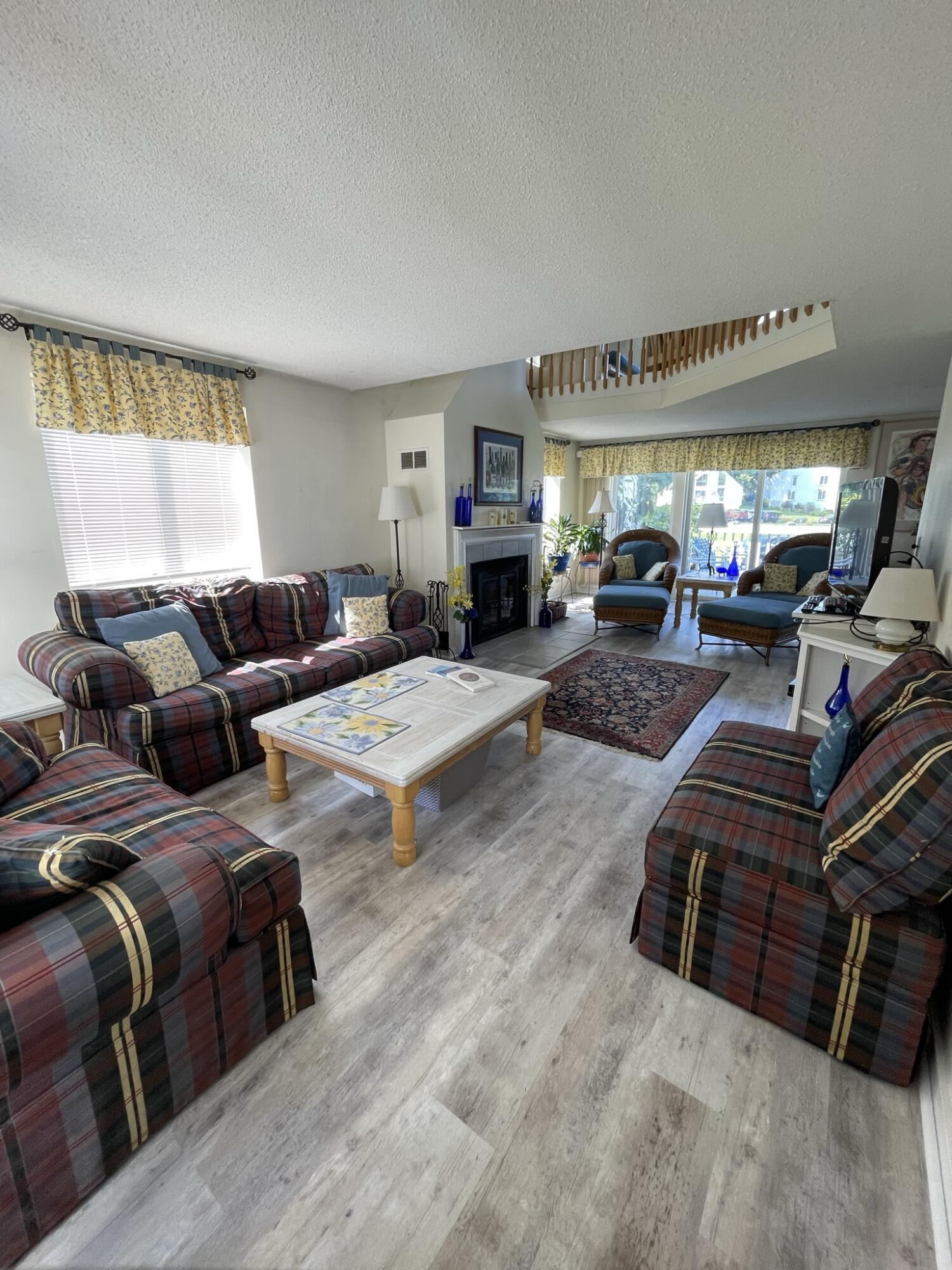 27 Clifford Road, Unit 21 Naples, ME 04055 - Photo 4 of 57 House 9323