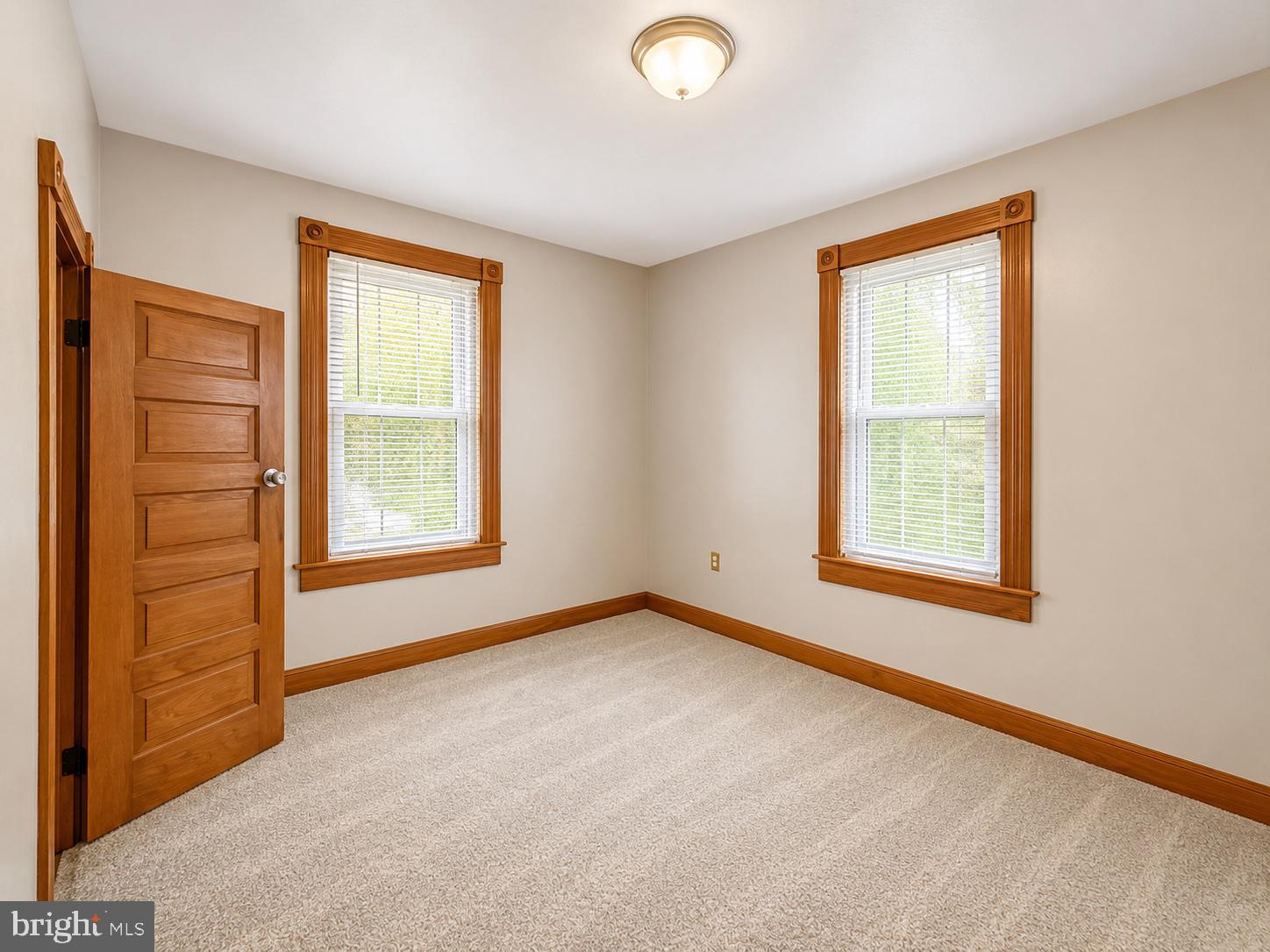 608 North Point Road Baltimore, MD 21224 - Photo 16 of 23