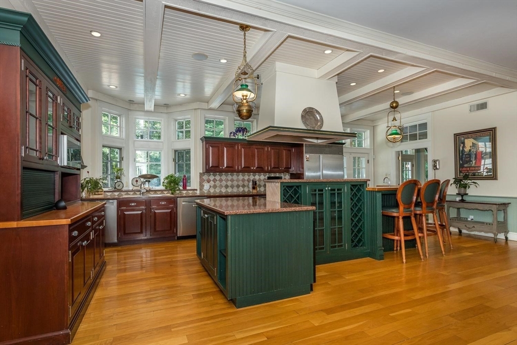 480 York Street Canton, MA 02021 - Photo 12 of 39 Gallery Image 12