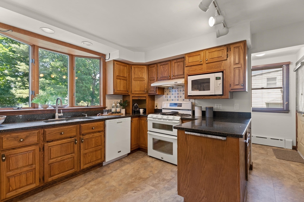 19 Kenwin Road Winchester, MA 01890 - Photo 15 of 36 Gallery Image 15