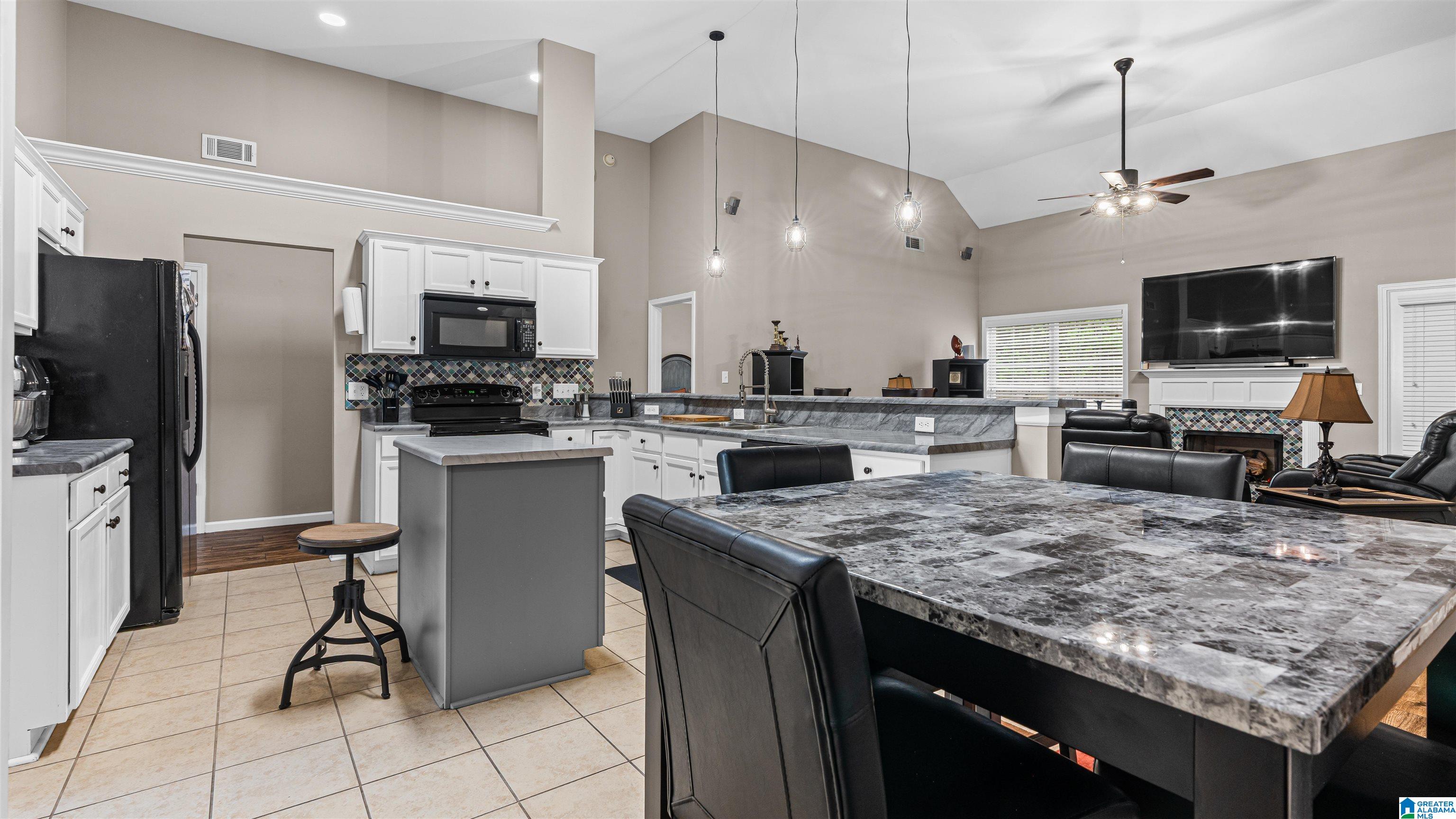 6397 Letson Farms Road Bessemer, AL 35022 - Photo 9 of 26