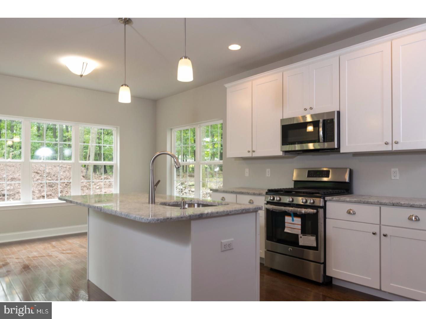 690 Ridge Road Telford, PA 18969 - Photo 3 of 24