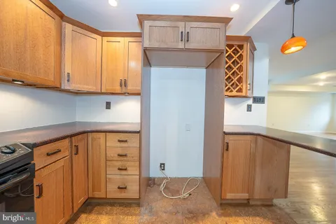 $529,000 | 1750 Oakwood Terrace, Unit 7D, Narberth, PA 19072