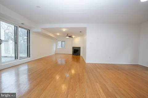 $529,000 | 1750 Oakwood Terrace, Unit 7D, Narberth, PA 19072