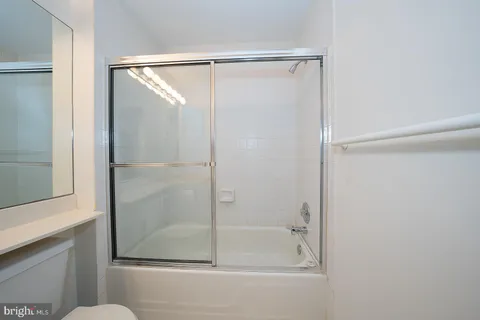 $529,000 | 1750 Oakwood Terrace, Unit 7D, Narberth, PA 19072