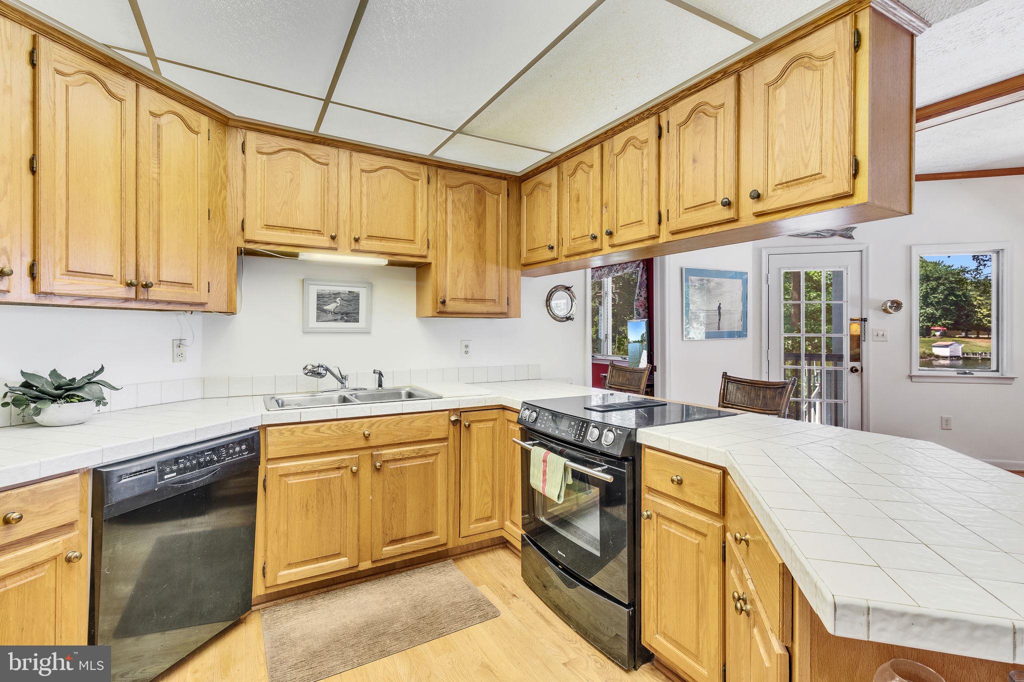 621 Harbor Drive Reedville, VA 22539 - Photo 18 of 77