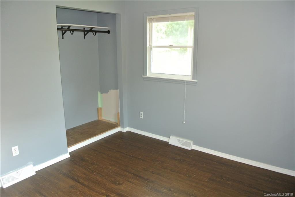 22 Sams Branch Road Candler, NC 28715 - Photo 14 of 23 Gallery Image 14