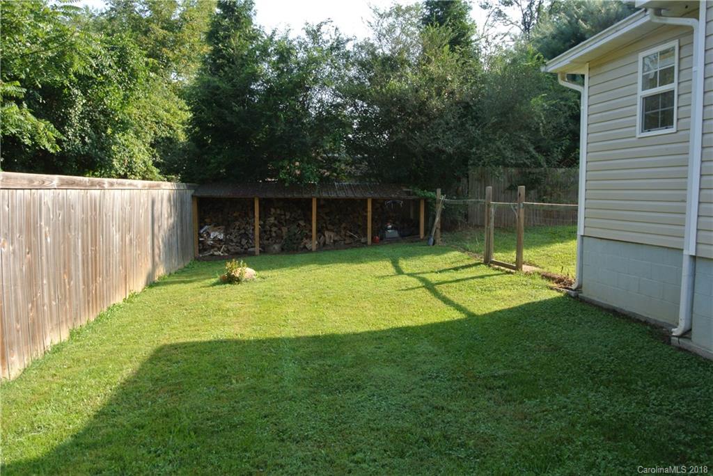 22 Sams Branch Road Candler, NC 28715 - Photo 20 of 23 Gallery Image 20