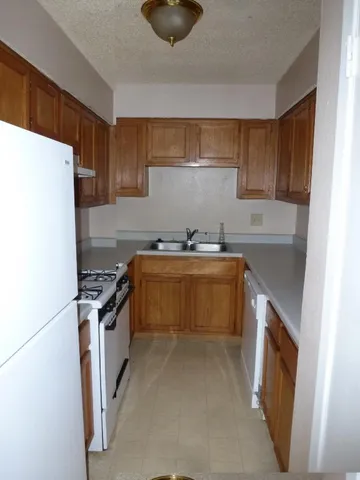 $1,350 | 501-503 Burlwood Court, Round Rock, TX 78664