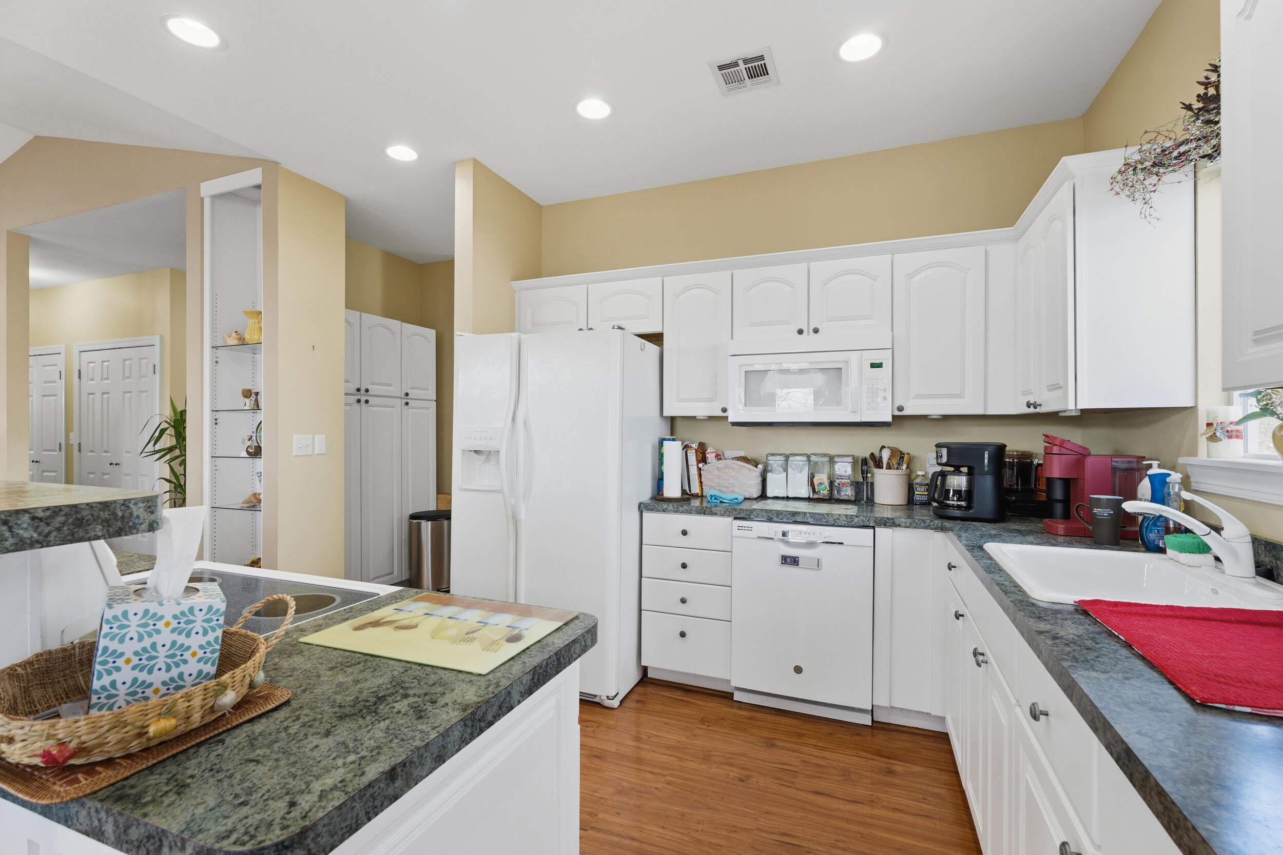 32180 South 627 Road Grove, OK 74344 - Photo 23 of 71 KITCHEN