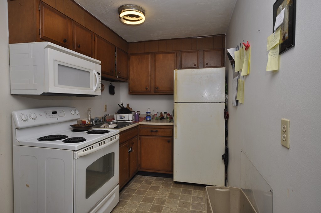 913 State Road, Unit 3 Plymouth, MA 02360 - Photo 6 of 17 Gallery Image 6