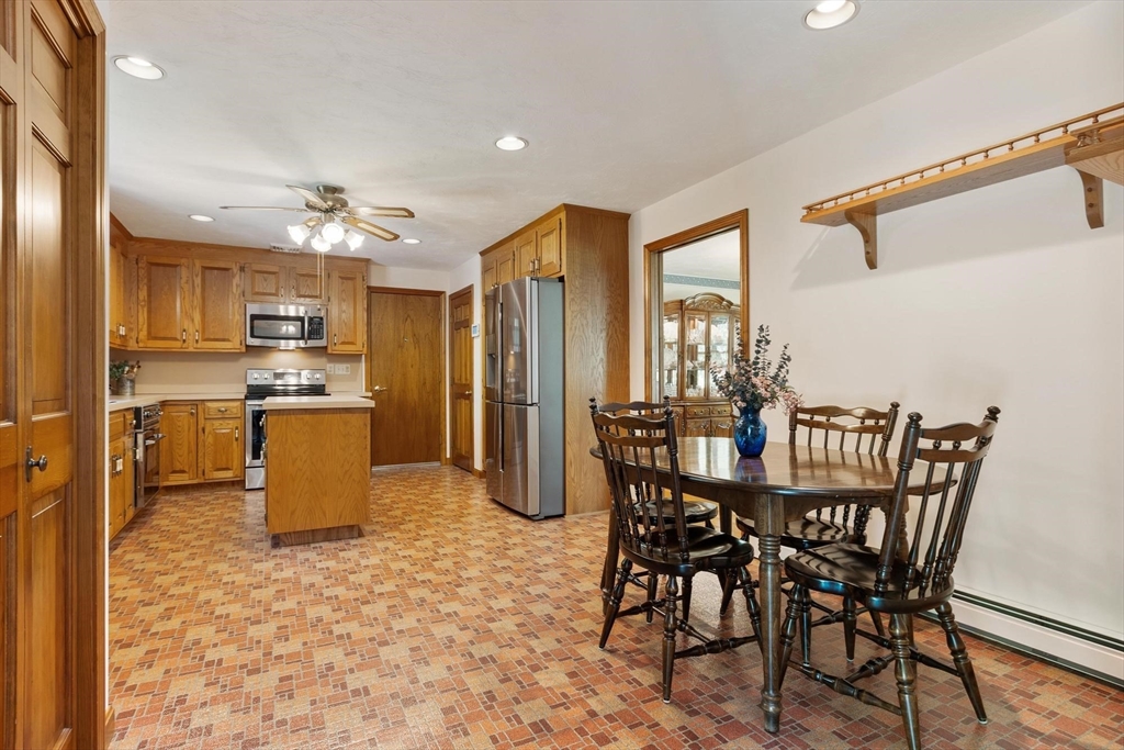 65 Blithewood Avenue Worcester, MA 01604 - Photo 24 of 42