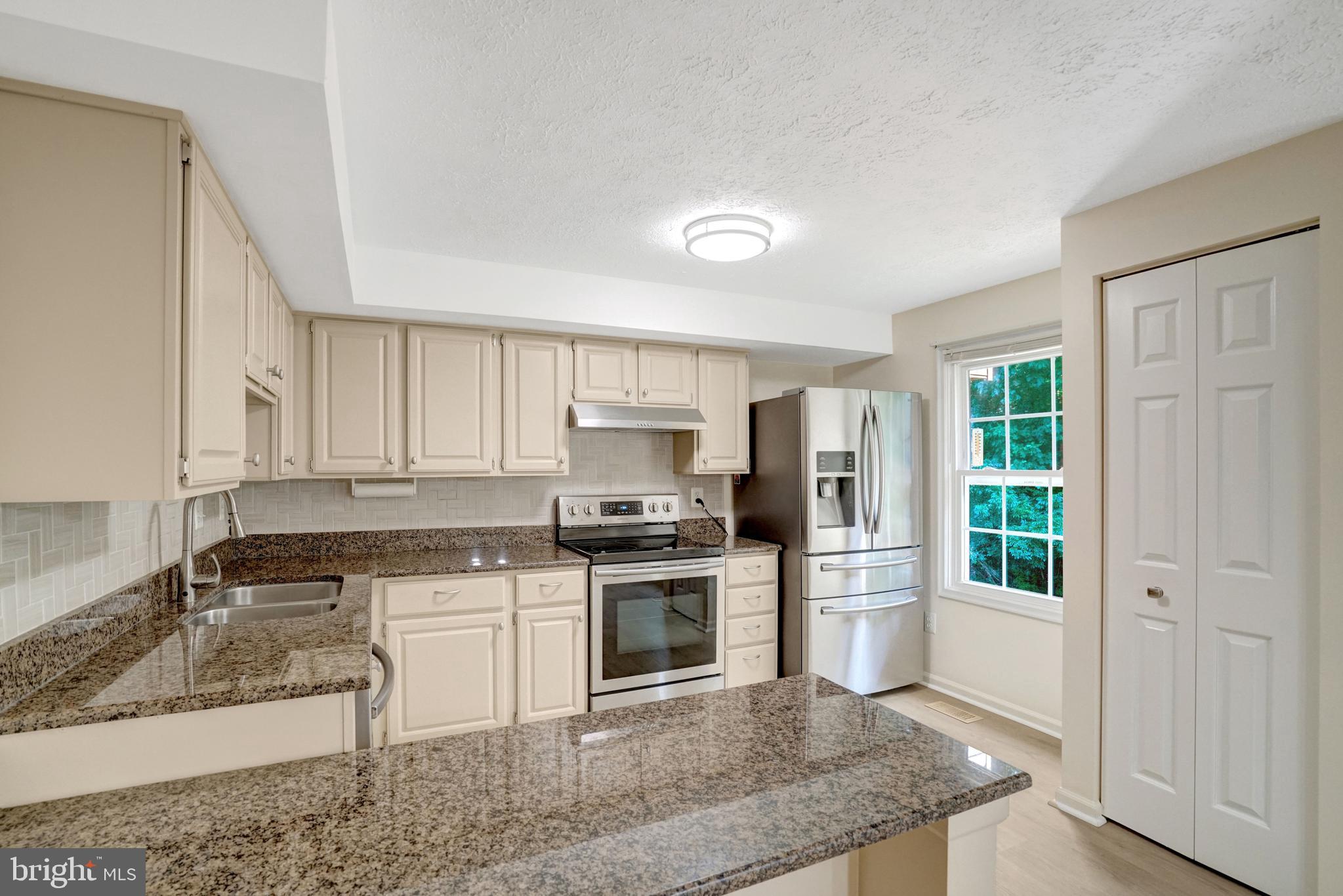 7516 Aspenpark Road Lorton, VA 22079 - Photo 18 of 58