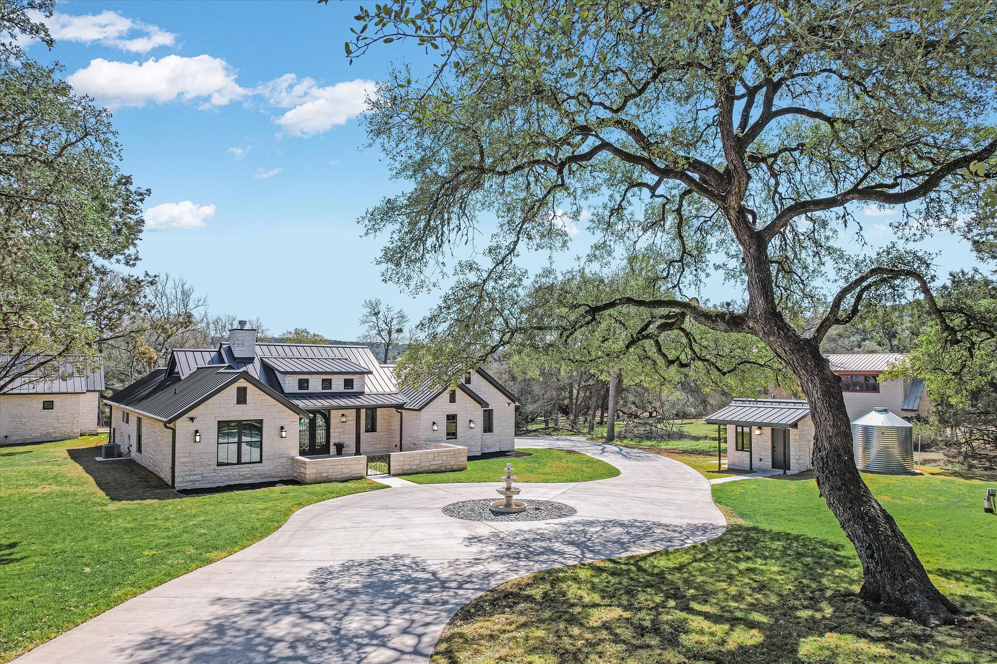312 Rancho Grande Drive Wimberley, TX 78676 - Photo 2 of 39
