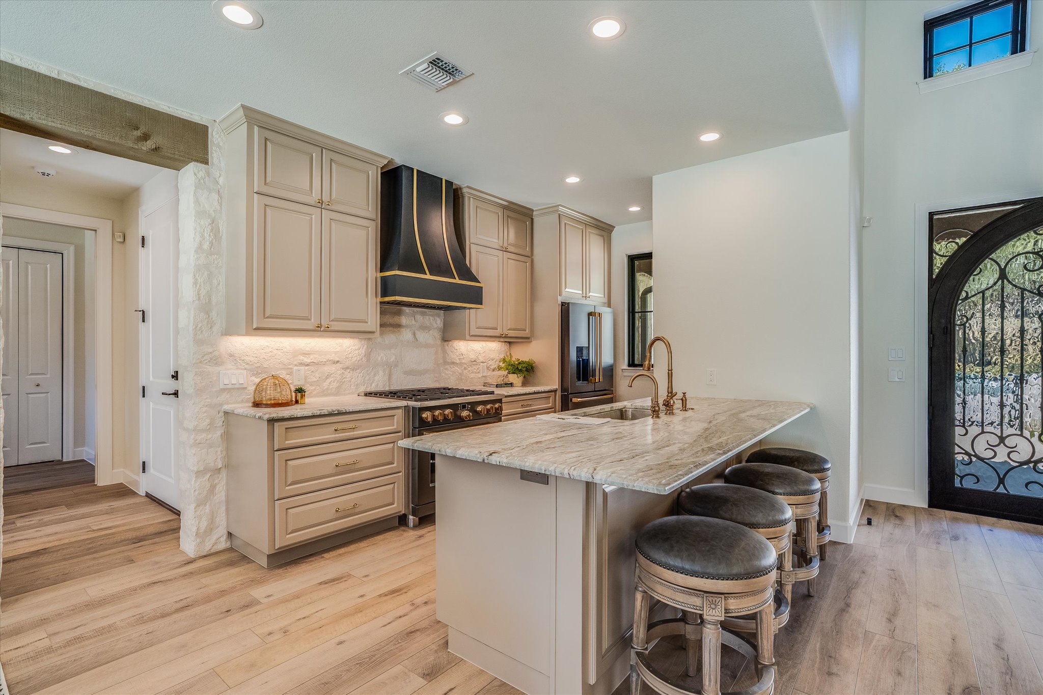 312 Rancho Grande Drive Wimberley, TX 78676 - Photo 10 of 39