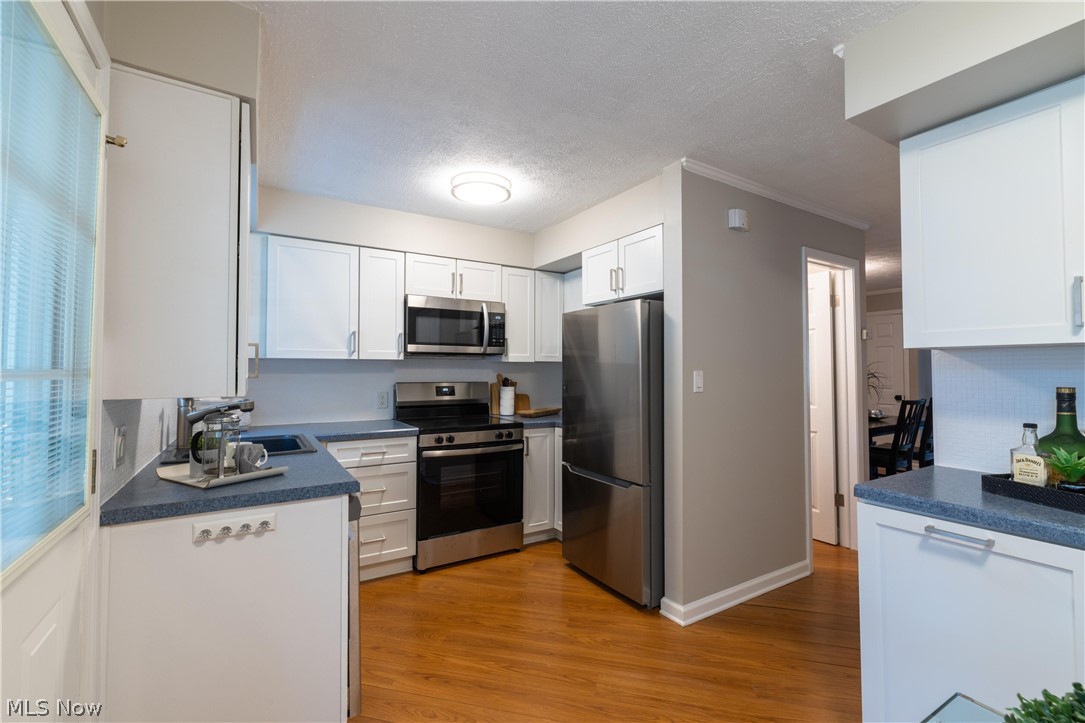 20199 Grannis Road Cleveland, OH 44126 - Photo 13 of 36 Gallery Image 13