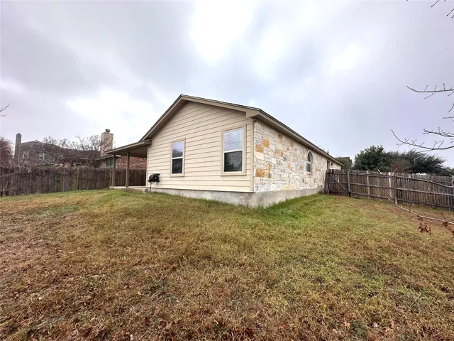 $2,000 | 1000 Drake Cove, Leander, TX 78641