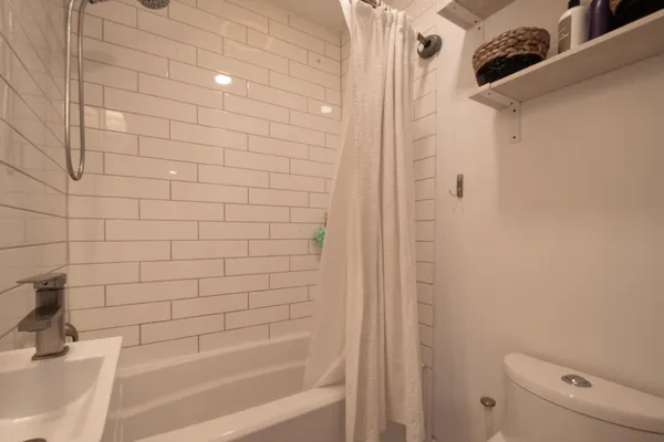 $269,000 | 4370 Adair Avenue North, Crystal, MN 55422