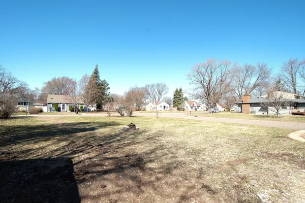 $269,000 | 4370 Adair Avenue North, Crystal, MN 55422