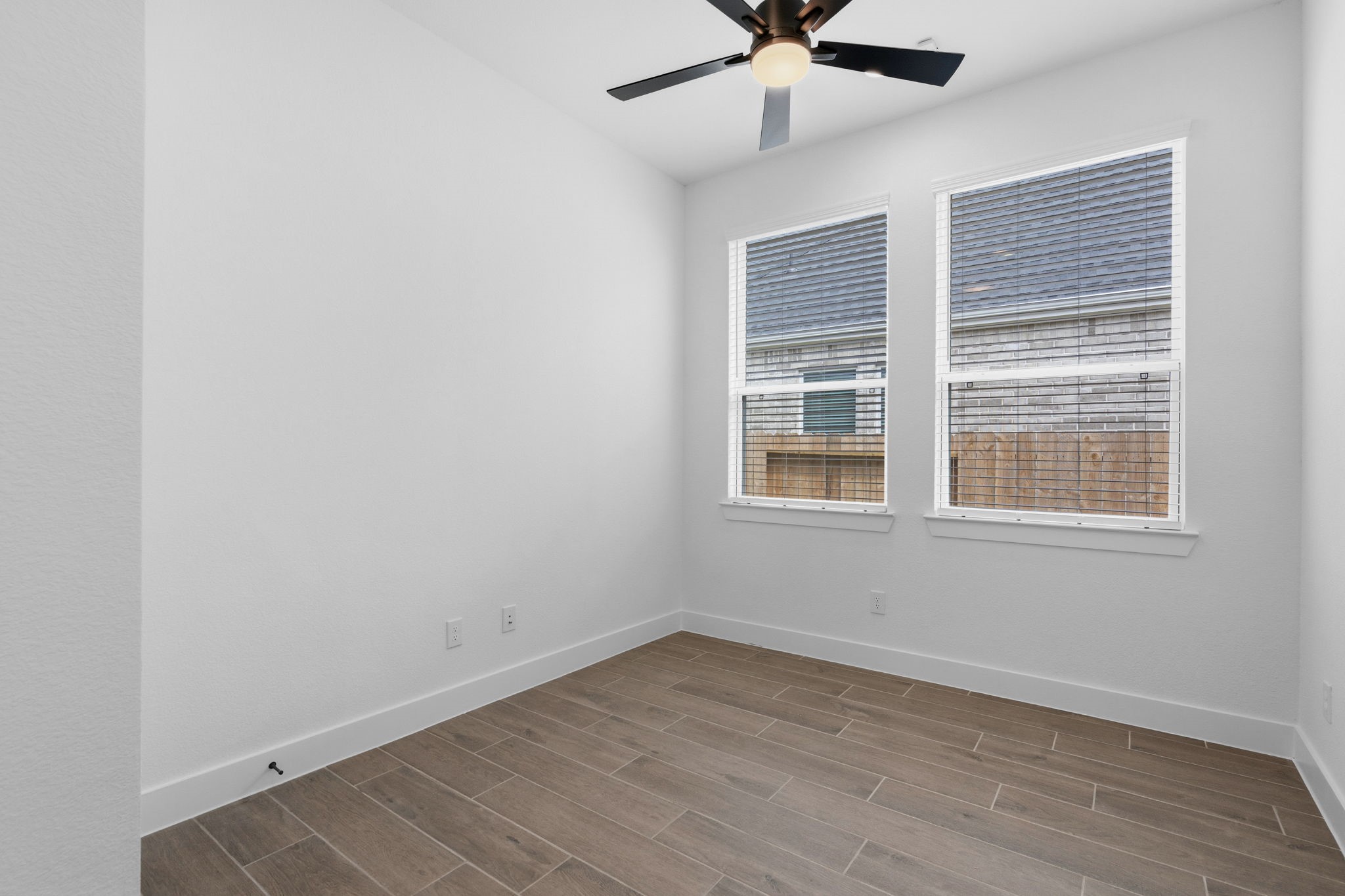 633 Cross Timbers Trace Waller, TX 77484 - Photo 26 of 42 an empty room with a window