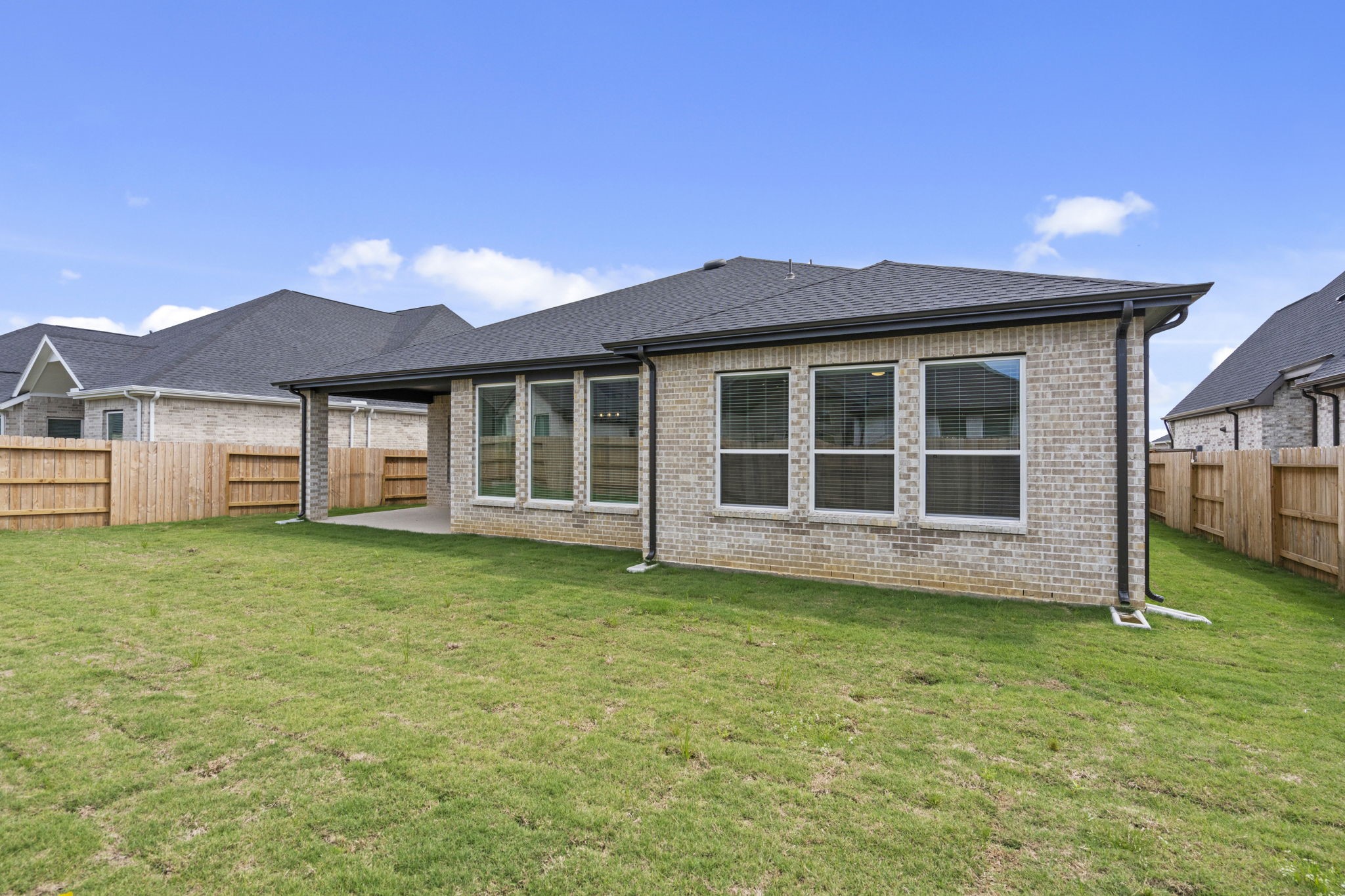 633 Cross Timbers Trace Waller, TX 77484 - Photo 31 of 42 a house view with a garden space