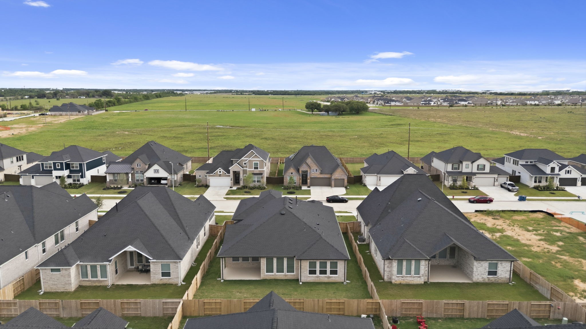 633 Cross Timbers Trace Waller, TX 77484 - Photo 37 of 42 a view of a city with an ocean view