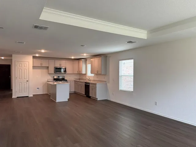 $2,200 | 16113 Isles Drive, Haslet, TX 76052