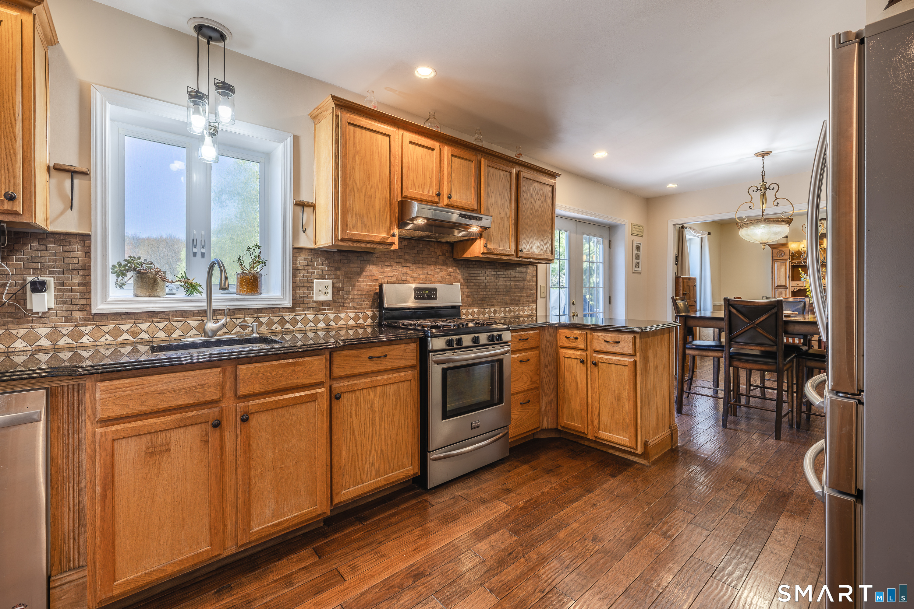 34 Secor Road Brookfield, CT 06804 - Photo 6 of 39