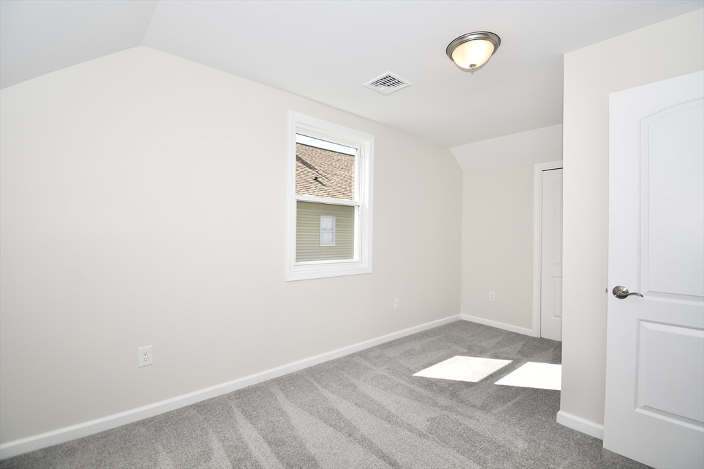 18 Stuyvesant Street Springfield, MA 01104 - Photo 28 of 39 Gallery Image 28