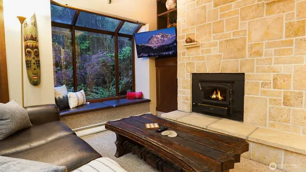 $289,000 | 10500 Mt Baker Highway, Unit 307, Glacier, WA 98244