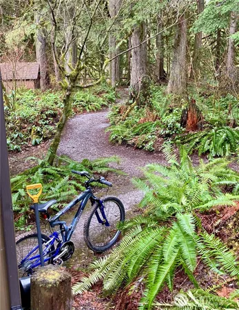 $289,000 | 10500 Mt Baker Highway, Unit 307, Glacier, WA 98244