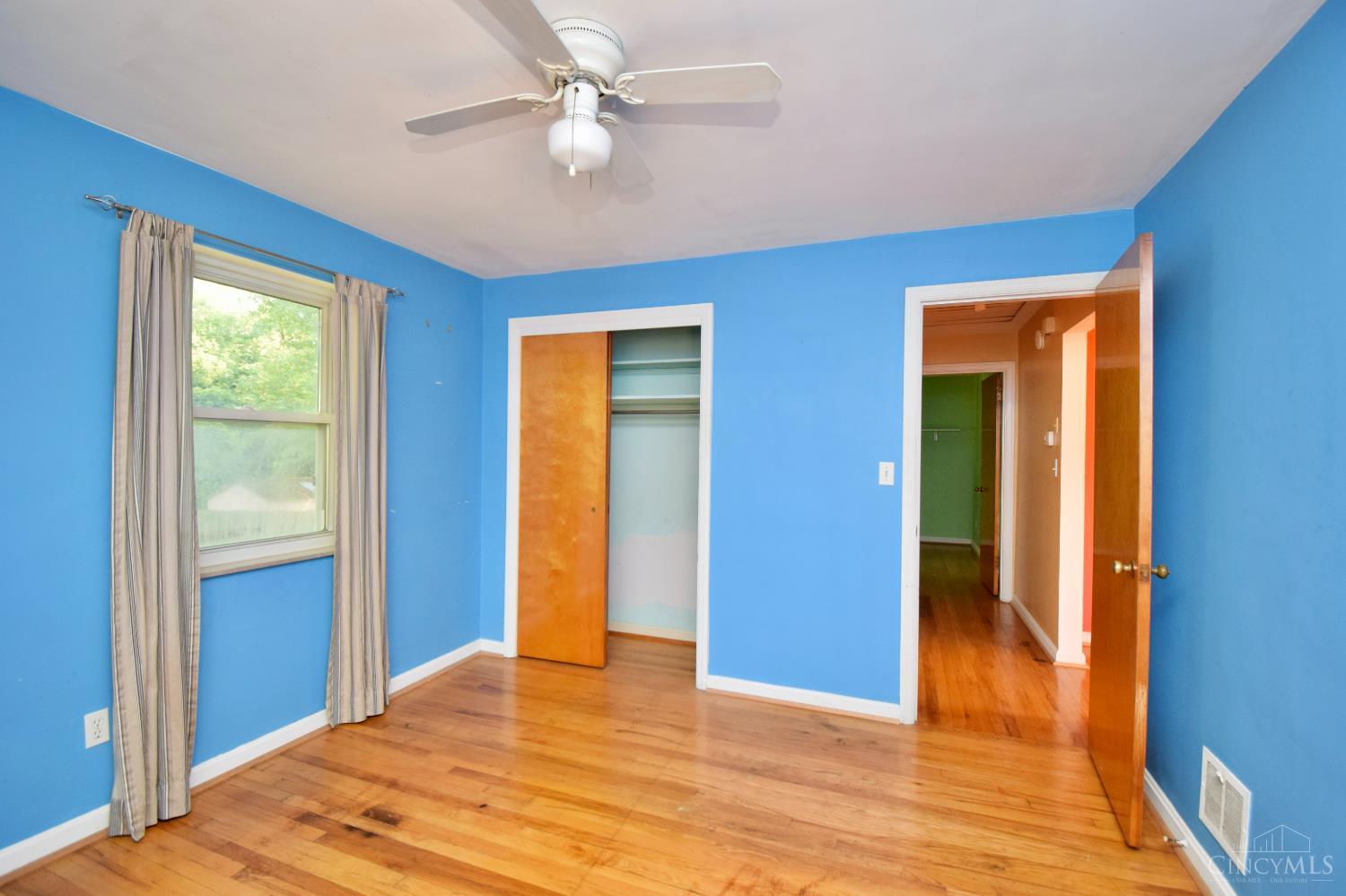569 Rentz Place Cincinnati, OH 45238 - Photo 21 of 38