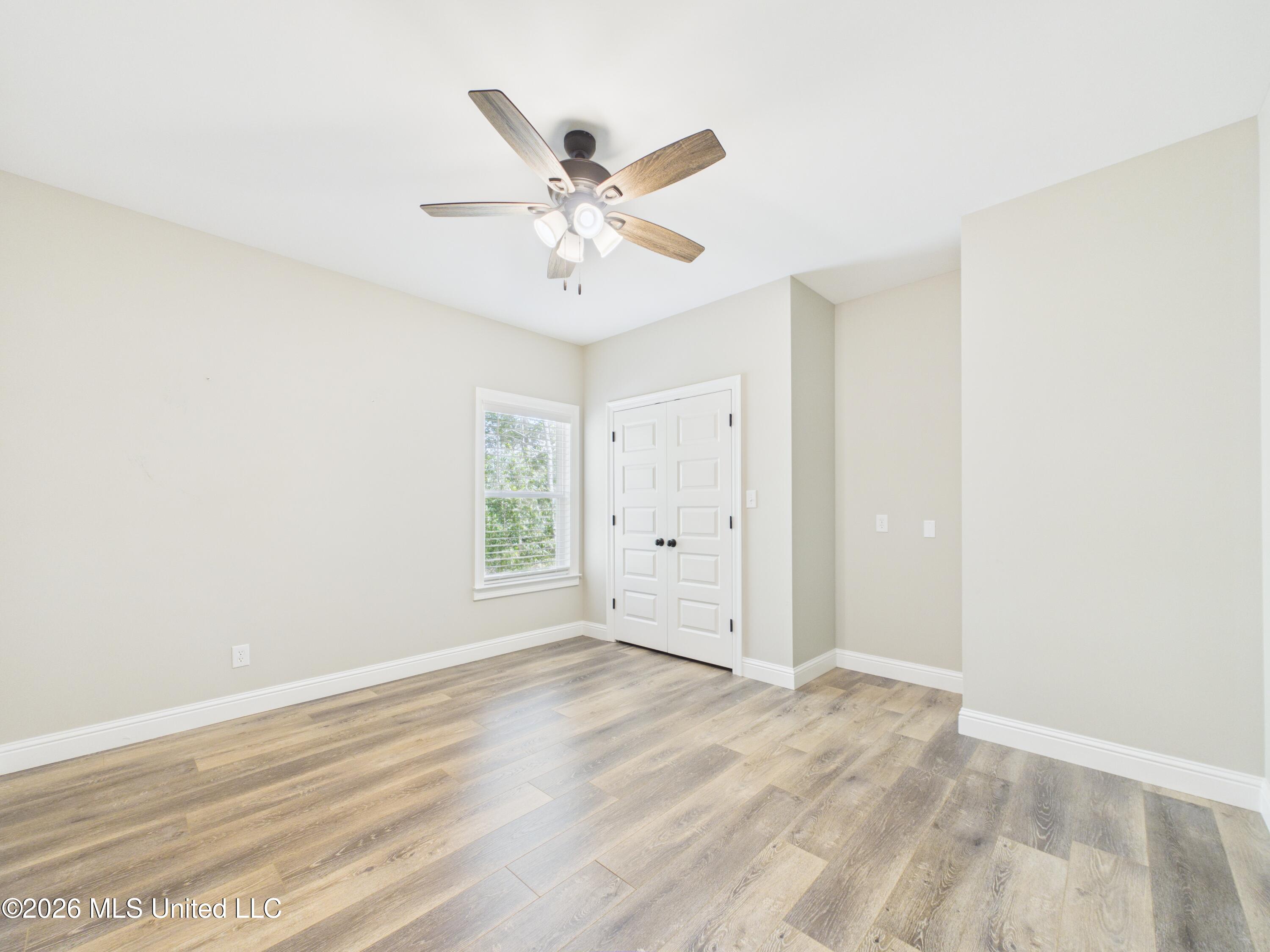 1925 Beachview Drive Ocean Springs, MS 39564 - Photo 18 of 33 CAM04449G0-PR0037-STILL021