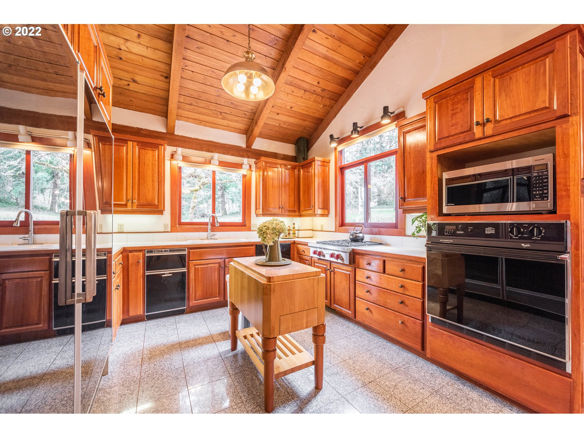 84405 Thomas Judson Road Eugene, OR 97405 - Photo 5 of 32 Gallery Image 5
