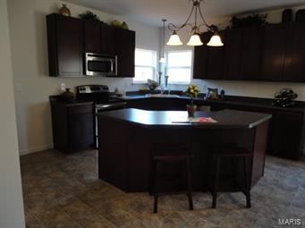 4950 Ambs Road St. Louis, MO 63128 - Photo 9 of 25 Gallery Image 9