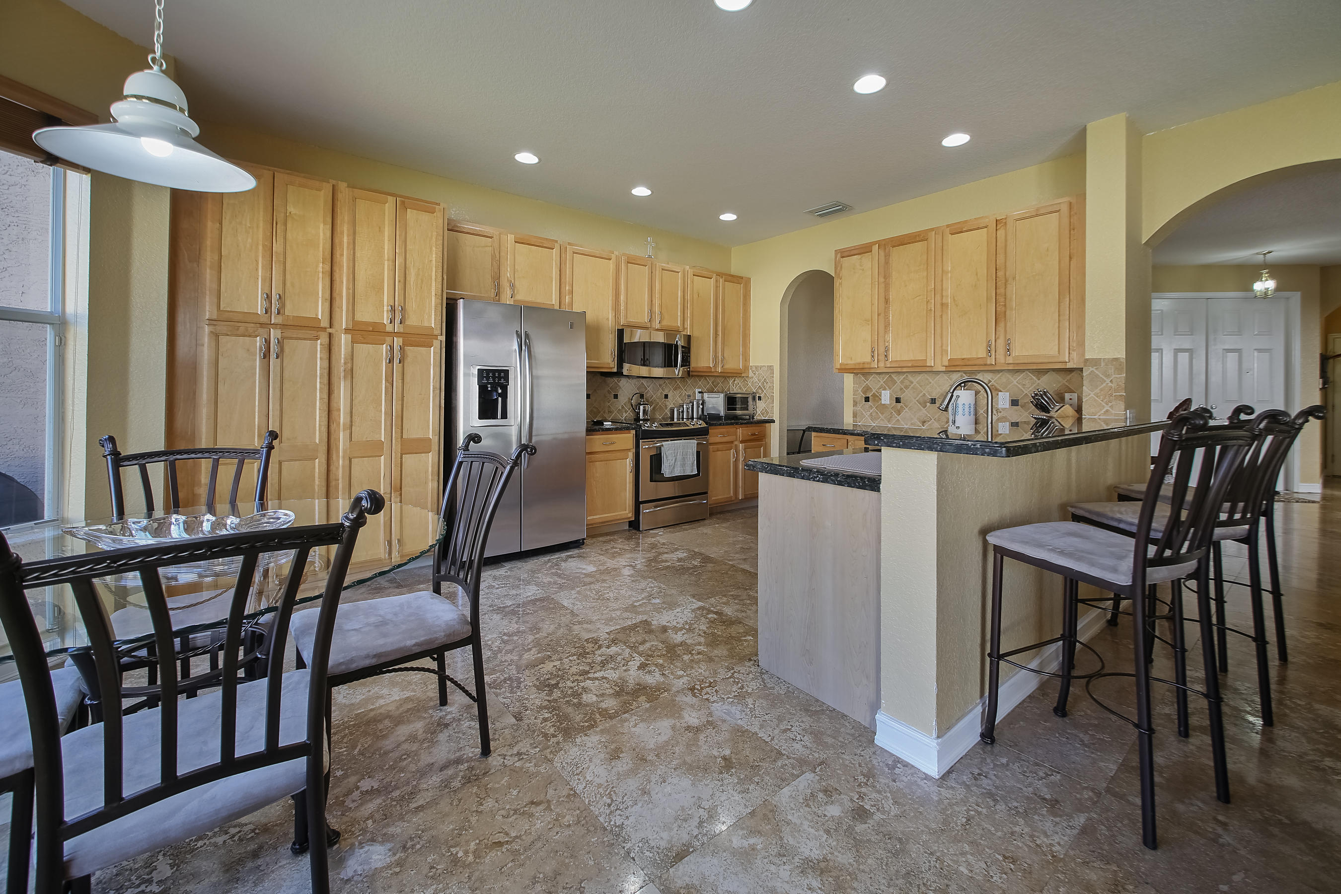 8927 Chestnut Ridge Way Boynton Beach, FL 33473 - Photo 2 of 23 Kitchen