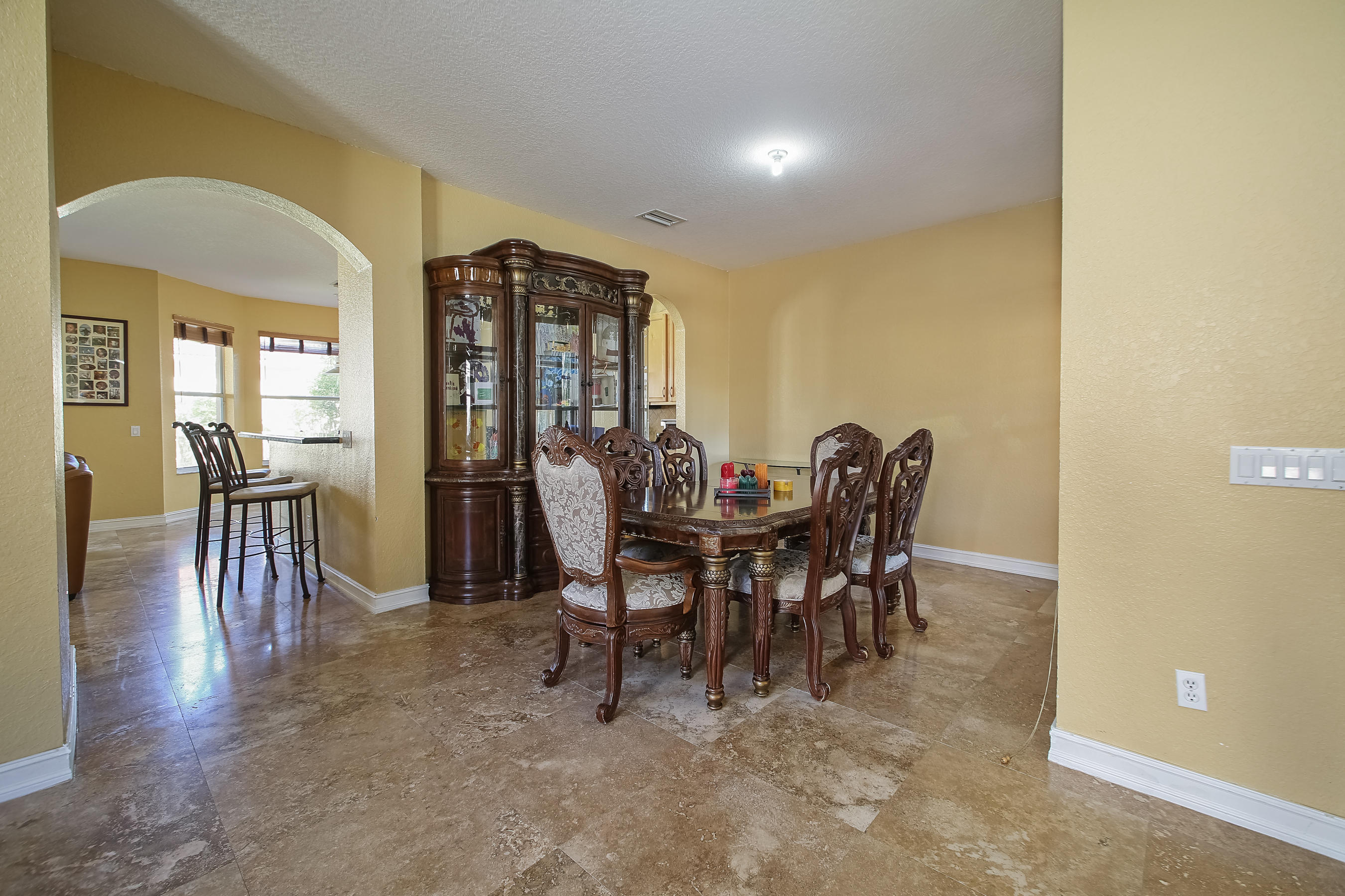 8927 Chestnut Ridge Way Boynton Beach, FL 33473 - Photo 6 of 23 Dining Room