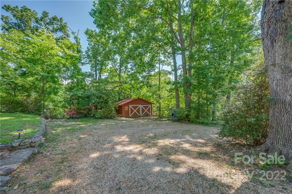 146 Hidden Hill Road Tryon, NC 28782 - Photo 36 of 43 a view of a outdoor space