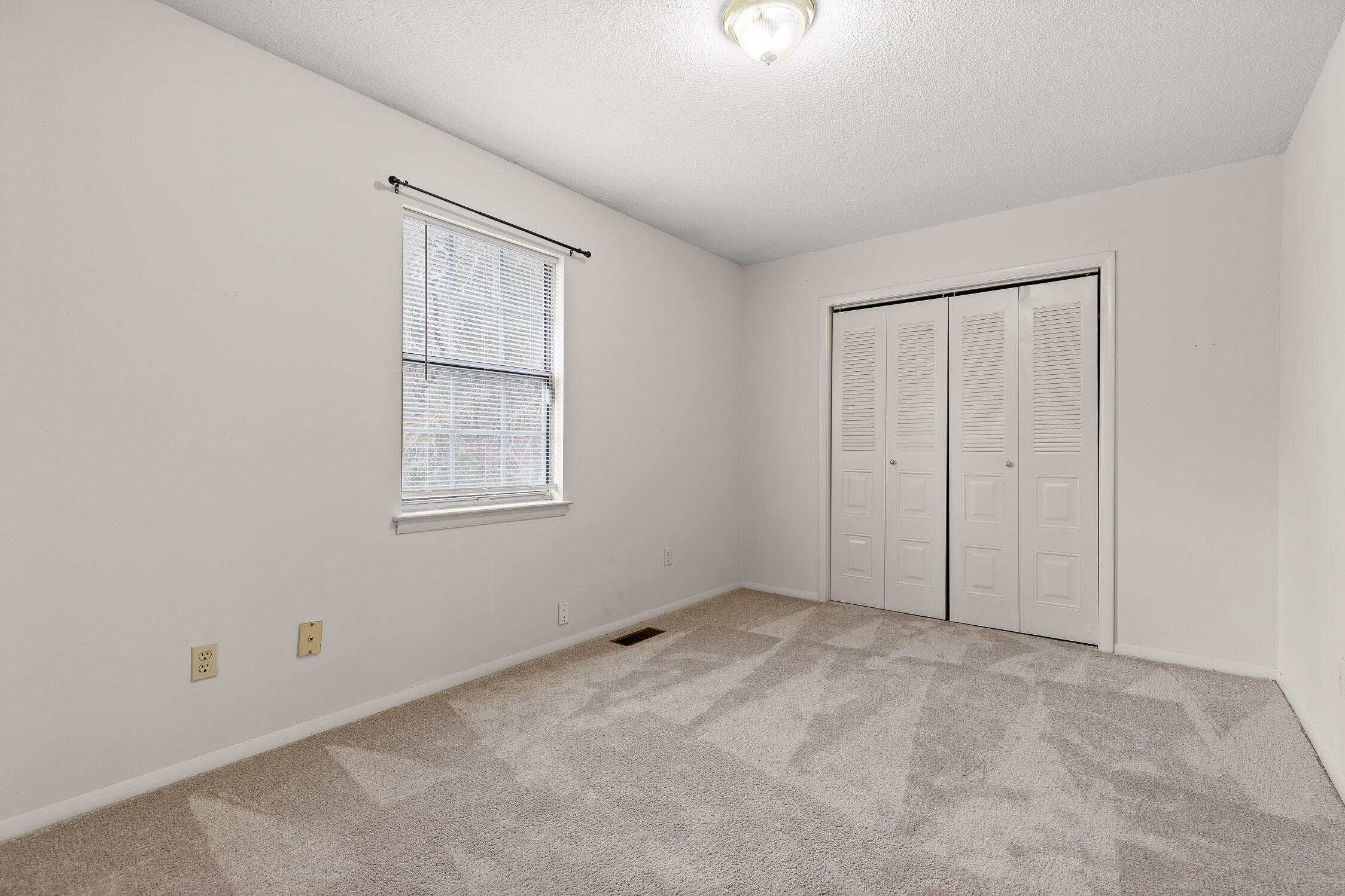 4120 Maple Terrace Lane, Unit B Chattanooga, TN 37406 - Photo 6 of 11 23-Maple Terrace-23