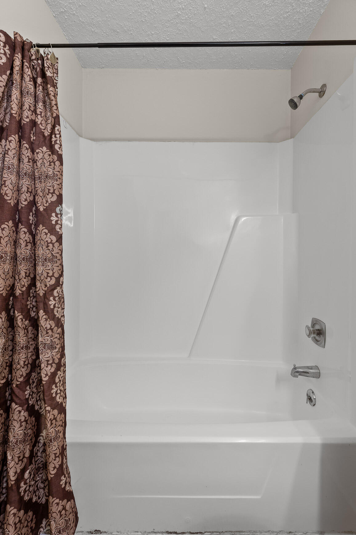 4120 Maple Terrace Lane, Unit B Chattanooga, TN 37406 - Photo 9 of 11 26-Maple Terrace-26