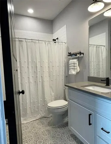 $1,700 | 223 West 22nd Street, Bryan, TX 77803