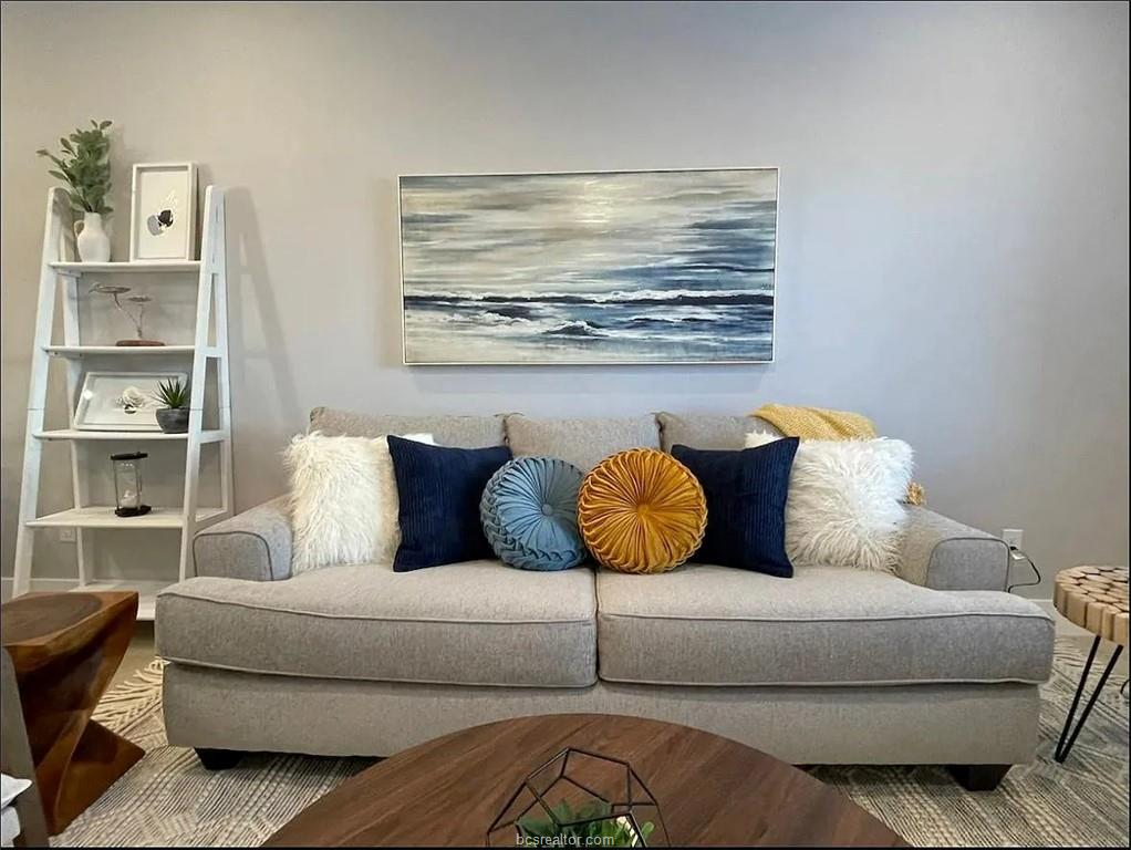 223 West 22nd Street Bryan, TX 77803 - Photo 4 of 18