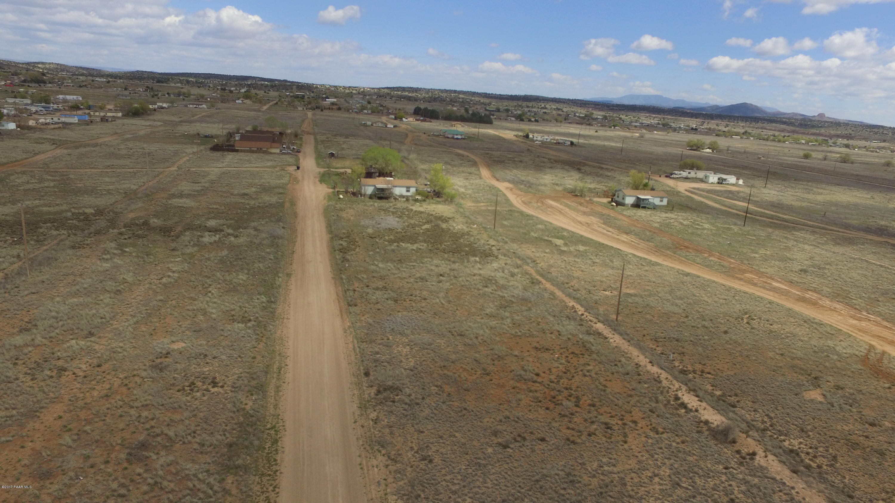 420 West Baja Road Paulden, AZ 86334 - Photo 15 of 37 org_8dfb15d19f9be4f7_1491079143000