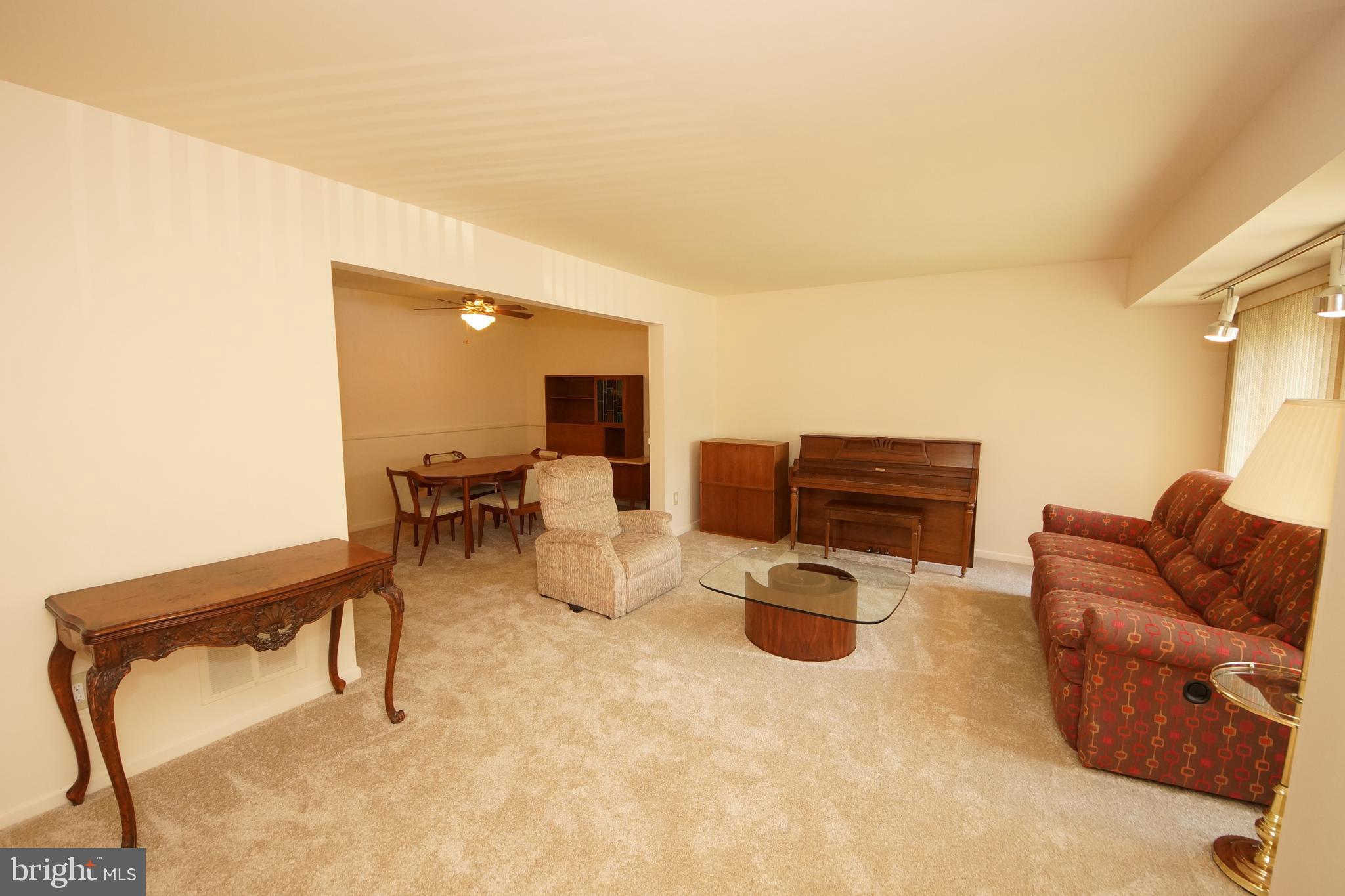 570 Fairfield Road Hightstown, NJ 08520 - Photo 3 of 29
