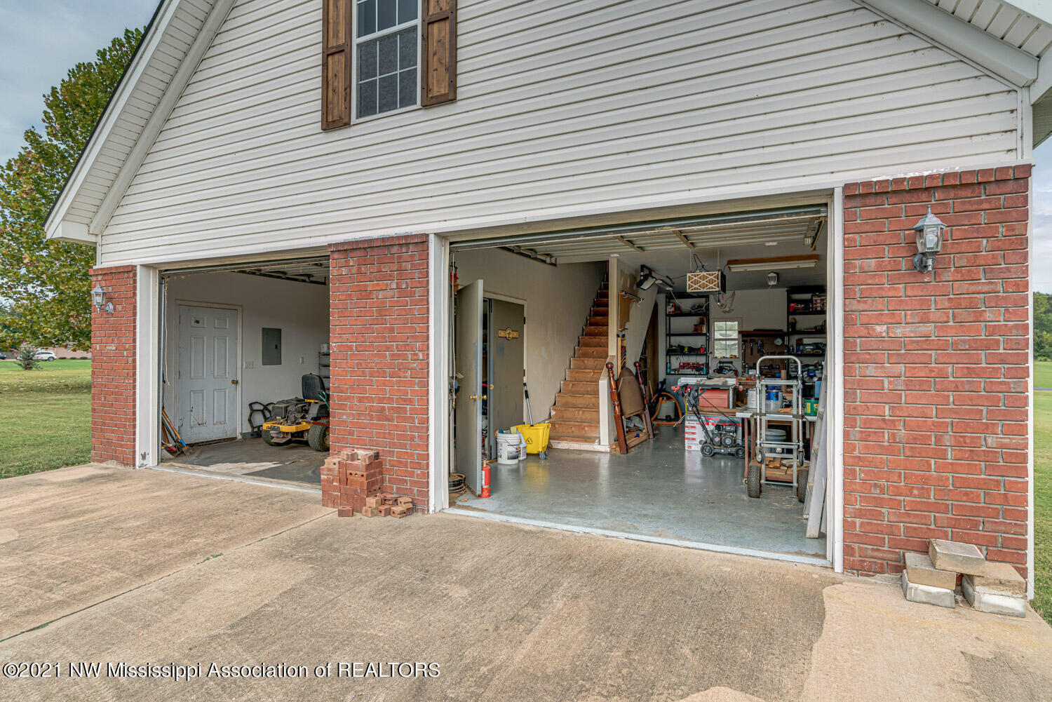 4860 Center Hill Road Olive Branch, MS 38654 - Photo 28 of 33 214860_33-snapsold-screen-4860-center-hi