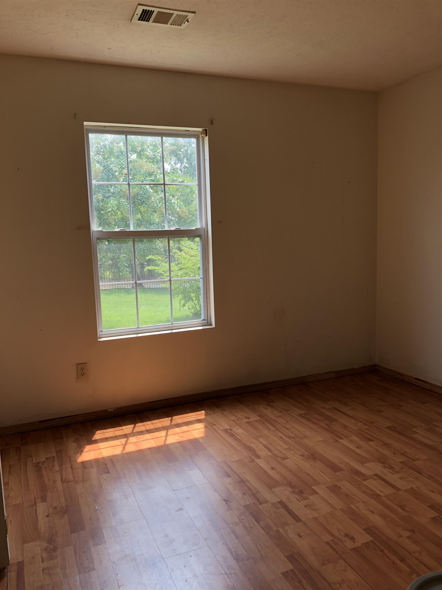 955 Buck Branch Road Charlotte, TN 37036 - Photo 13 of 15 Gallery Image 13