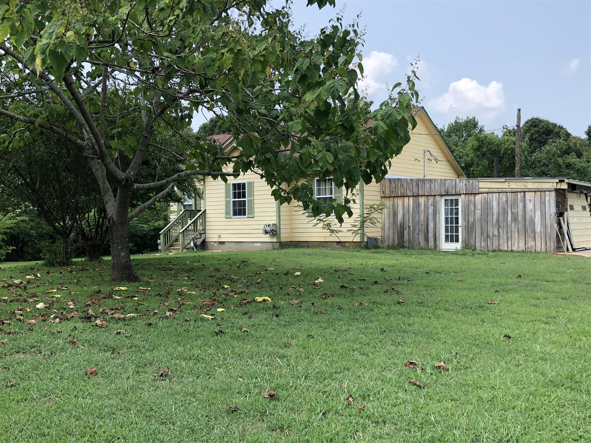 955 Buck Branch Road Charlotte, TN 37036 - Photo 6 of 15 Gallery Image 6