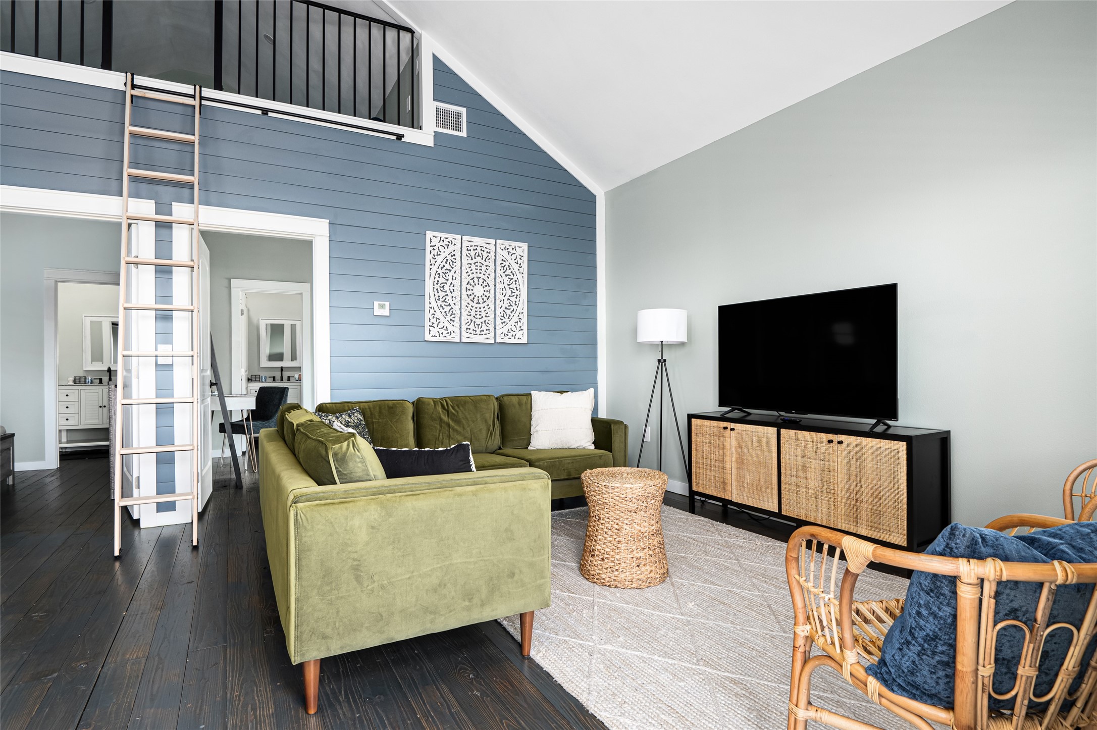 1084 Johnson Road Port Bolivar, TX 77650 - Photo 8 of 39 a living room with furniture and a flat screen tv