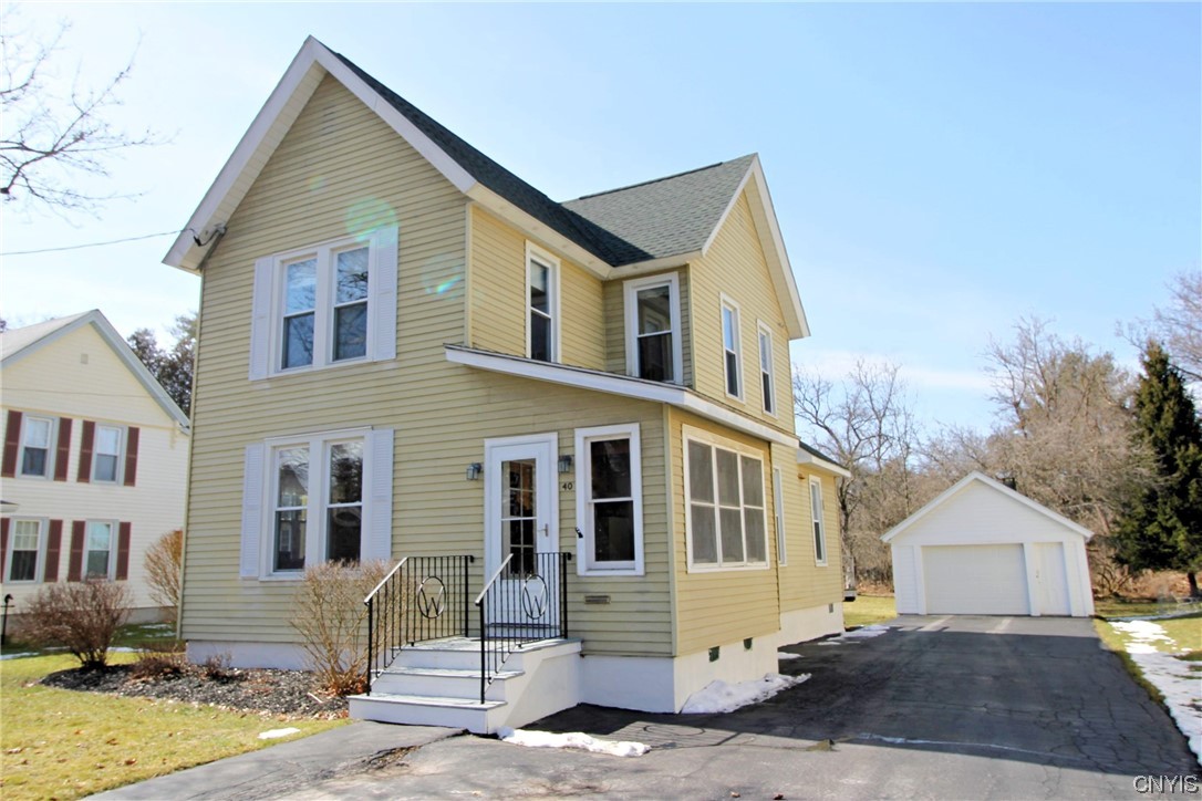 40 Montgomery Street Hamilton, NY 13346 - Photo 1 of 1